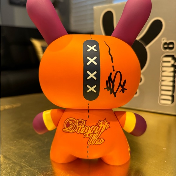 El Loco Dunny by Tristan Eaton (2004) 8”Signed by the artist. Collectors item. - Picture 3 of 10